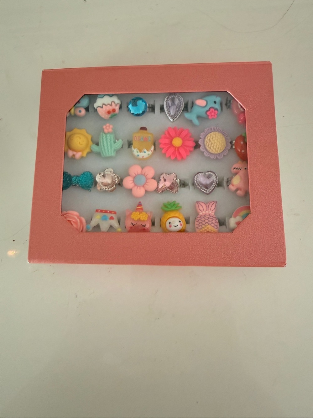 Kids Cute Multicolor Charm Rings Set - Pink Box. 24 adjustable rings.  Like New